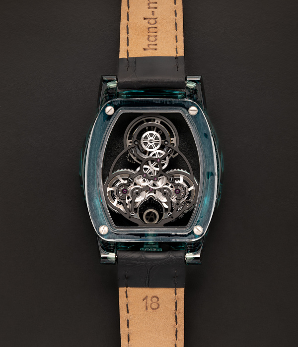 Curvy Purity Tourbillon Emerald "Piece Unique"