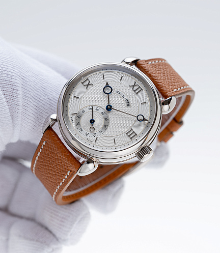 Vingt-8 in White Gold with White DIal