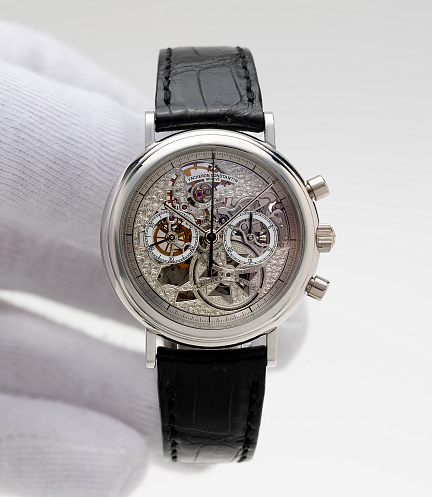 Les Historiques Chronograph in Platinum
