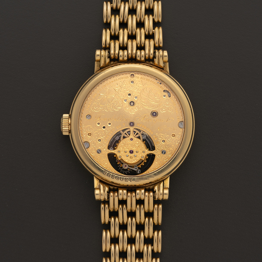 Classique Tourbillon in Yellow Gold on a Bracelet