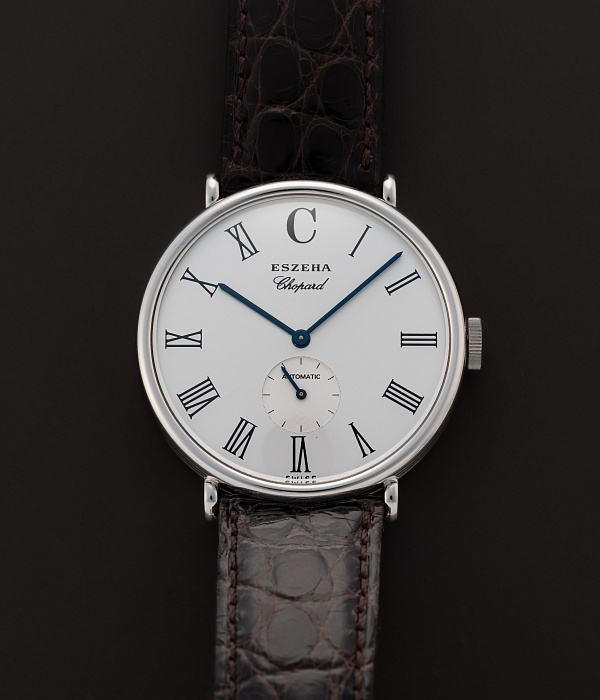 Eszeha in White Gold