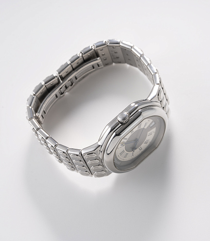 Le Sentier in Stainless Steel