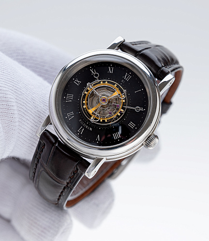 H1 Flying Tourbillon in Platinum with Black Dial