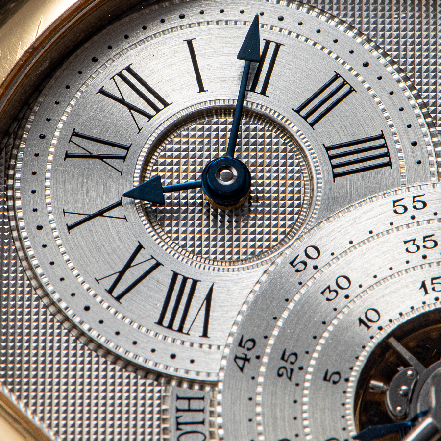 Regulateur Tourbillon in Yellow Gold with Clous de Paris