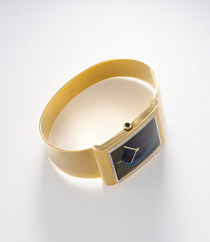 Large "Buckingham" with Peacock Feather Dial
