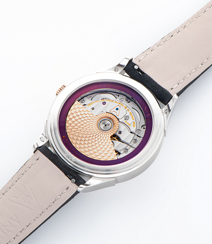 Jumping Hour in Platinum with Black Jade Stone Dial "L’Art de l’heure sautante"